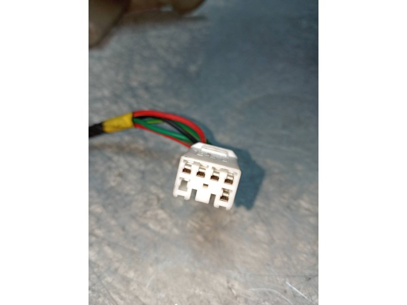 Recambio de piloto trasero derecho para kia sephia ll 1.6 cat referencia OEM IAM   