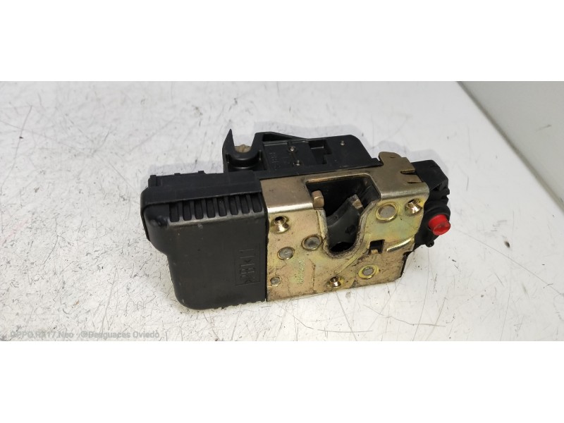 Recambio de motor cierre centralizado trasero izquierdo para peugeot 306 berlina 3/5 puertas (s1) style dt referencia OEM IAM   