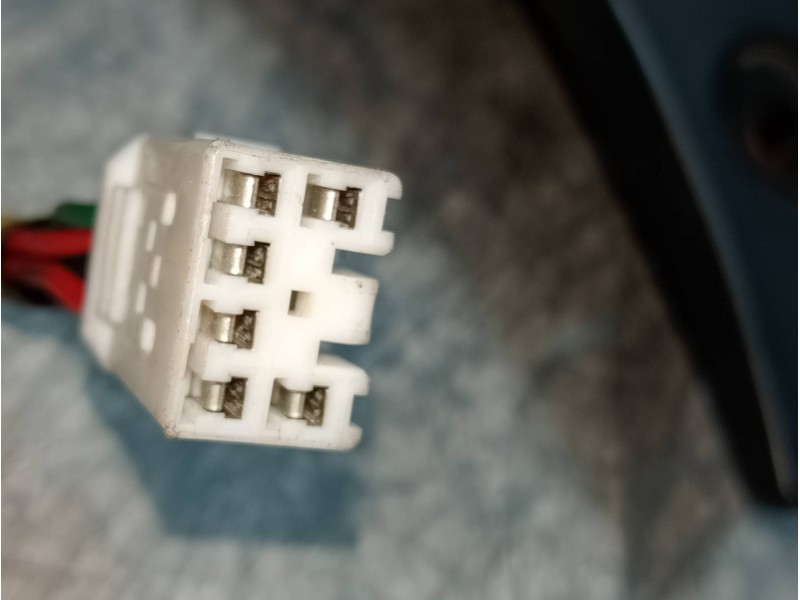 Recambio de piloto trasero derecho para kia shuma ii 1.6 cat referencia OEM IAM   