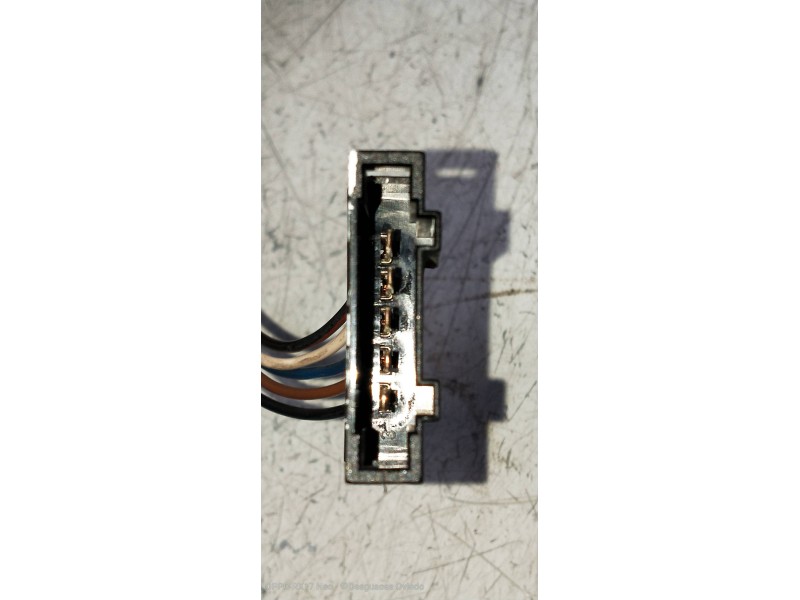 Recambio de retrovisor derecho para volkswagen vento (1h2) gl referencia OEM IAM   