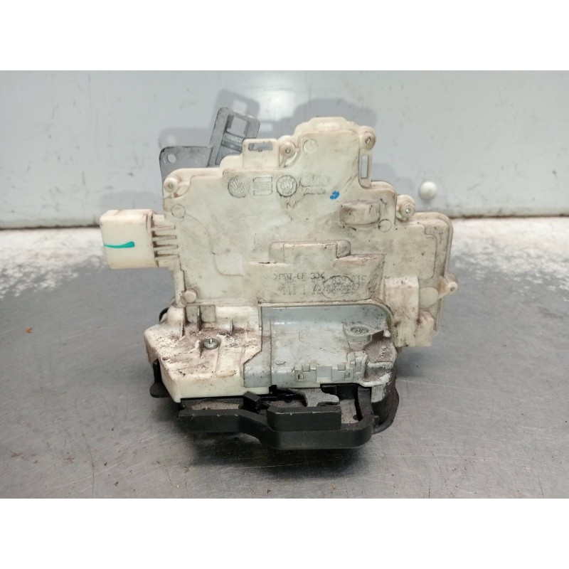 Recambio de motor cierre centralizado delantero izquierdo para audi a6 avant (4f5) 3.0 tdi quattro (171kw) referencia OEM IAM 4F