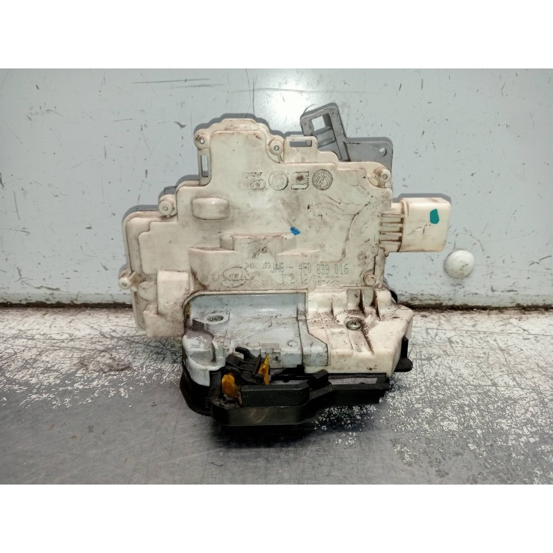 Recambio de motor cierre centralizado trasero derecho para audi a6 avant (4f5) 3.0 tdi quattro (171kw) referencia OEM IAM 4F0839