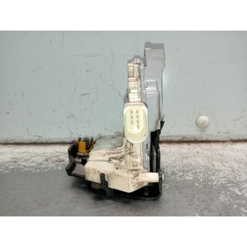 Recambio de motor cierre centralizado trasero derecho para audi a6 avant (4f5) 3.0 tdi quattro (171kw) referencia OEM IAM 4F0839