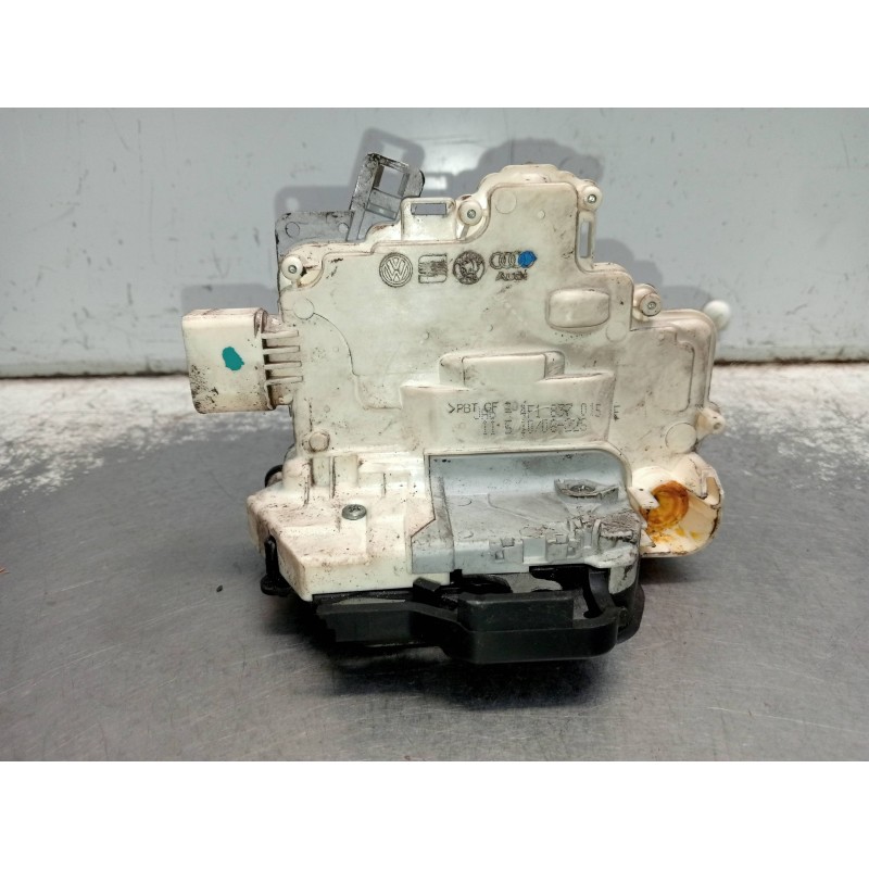 Recambio de motor cierre centralizado trasero izquierdo para audi a6 avant (4f5) 3.0 tdi quattro (171kw) referencia OEM IAM   5P