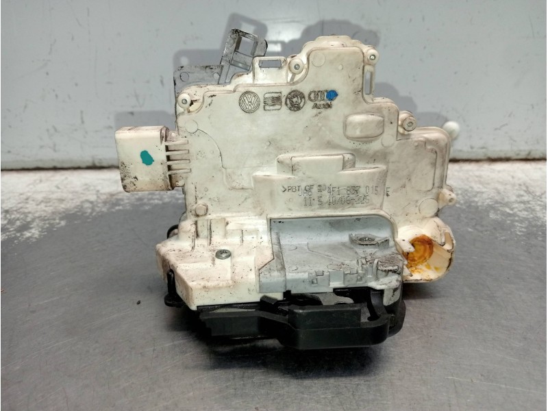 Recambio de motor cierre centralizado trasero izquierdo para audi a6 avant (4f5) 3.0 tdi quattro (171kw) referencia OEM IAM   5P