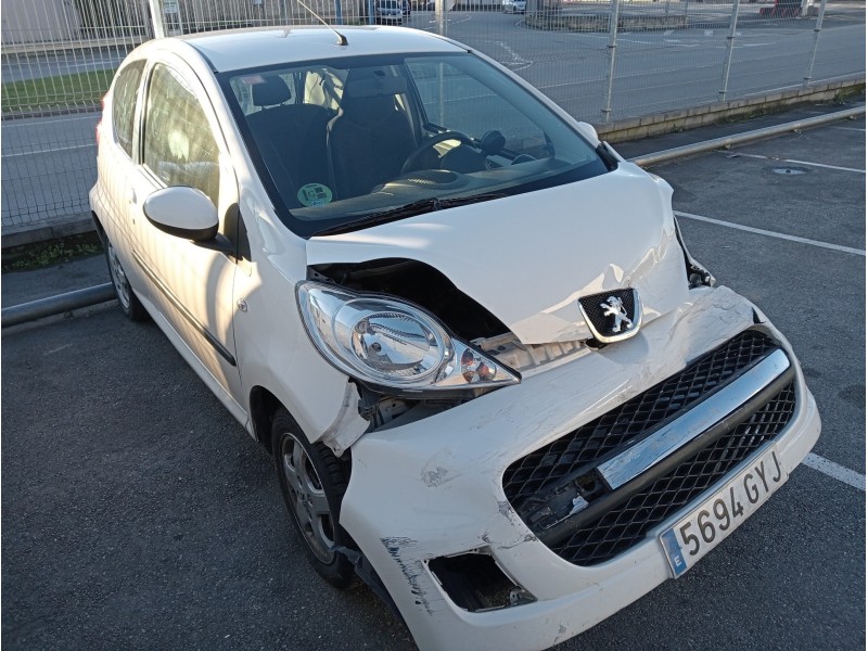 peugeot 107 del año 2005