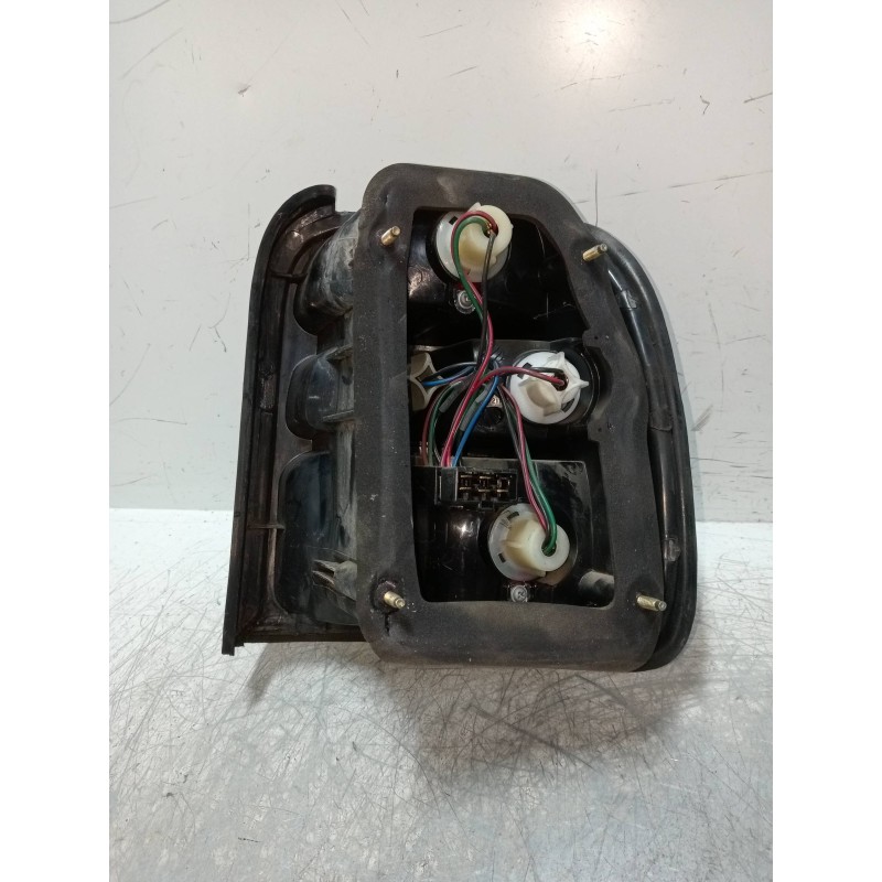 Recambio de piloto trasero derecho para kia sportage 2.0 turbodiesel cat referencia OEM IAM   