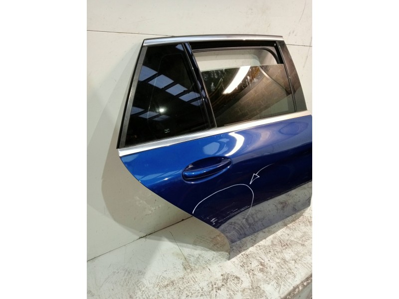 Recambio de puerta trasera derecha para mercedes clase c (w205) familiar c 220 t cdi bluetec (205.204) referencia OEM IAM   5P