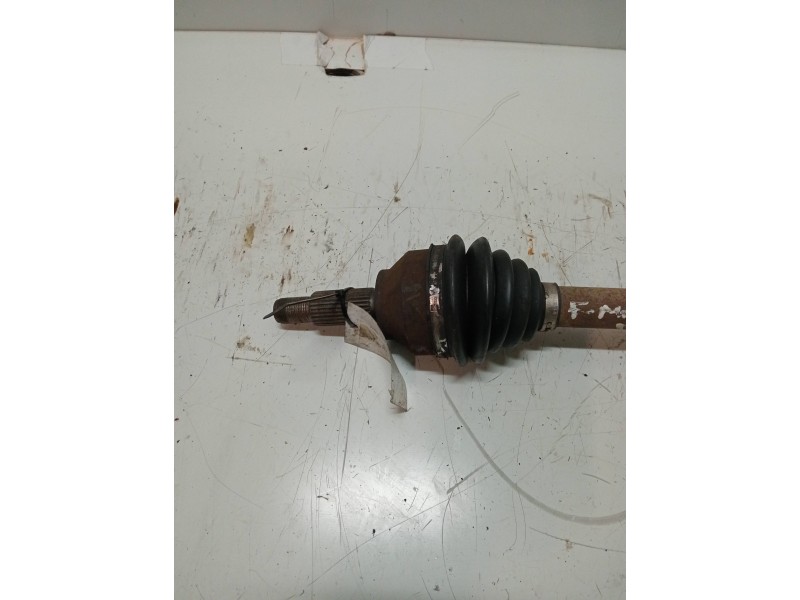 Recambio de transmision delantera izquierda para ford mondeo berlina (ge) 1.8 cat referencia OEM IAM    Recambio de transmision delantera izquierda para ford mondeo berlina (ge) 1.8 cat referencia OEM IAM