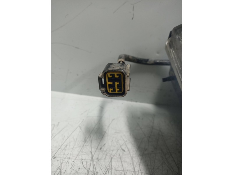 Recambio de faro derecho para isuzu trooper 3.0 dti cat referencia OEM IAM   
