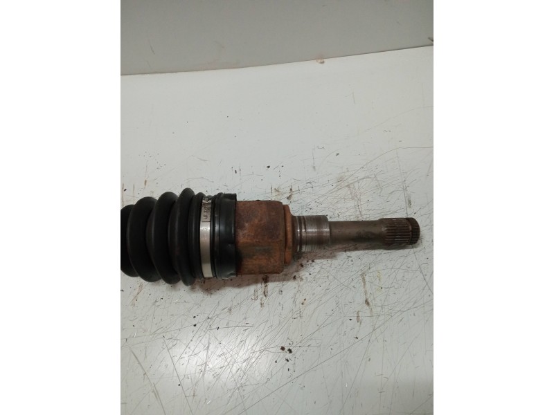 Recambio de transmision trasera izquierda para ford thunderbird base referencia OEM IAM   