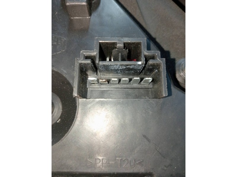 Recambio de piloto trasero derecho para lancia lybra berlina 2.0 20v cat referencia OEM IAM   