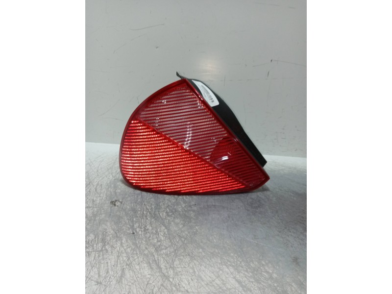 Recambio de piloto trasero izquierdo para lancia lybra berlina 2.0 20v cat referencia OEM IAM   