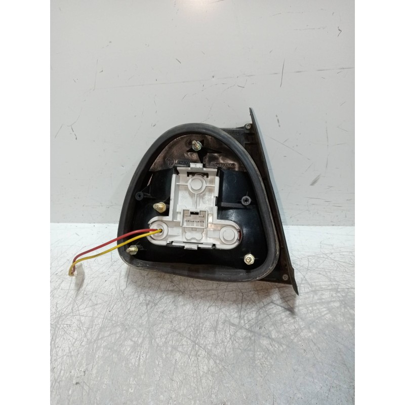 Recambio de piloto trasero izquierdo interior para lancia kappa coupe 3.0 v6 24v cat referencia OEM IAM   