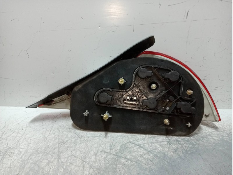 Recambio de piloto trasero izquierdo para lancia lancia y 1.4 ls referencia OEM IAM   