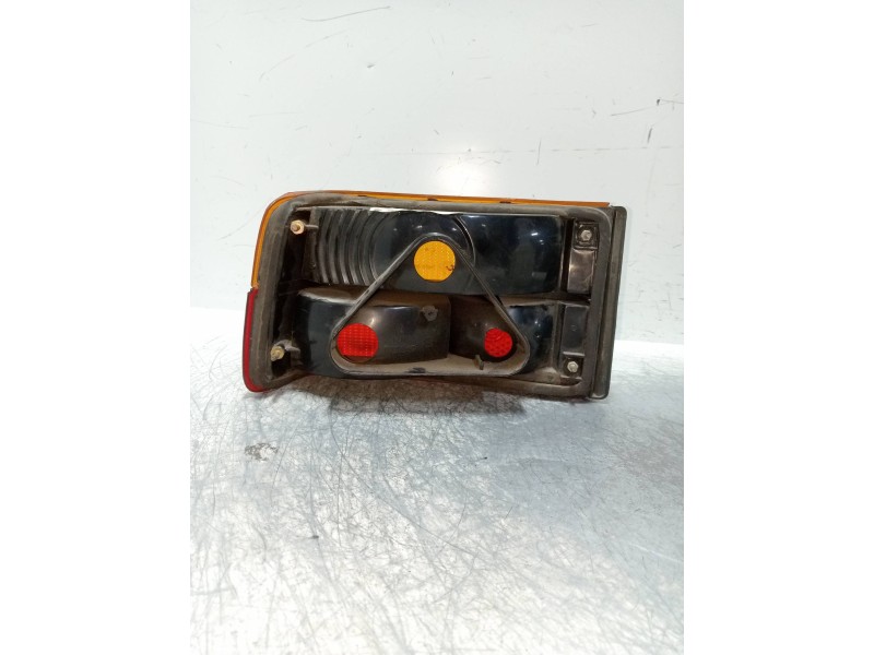 Recambio de piloto trasero derecho para lancia prisma turbo diesel referencia OEM IAM   