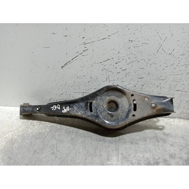 Recambio de brazo suspension inferior trasero derecho para volkswagen passat variant (365) advance bluemotion referencia OEM IAM