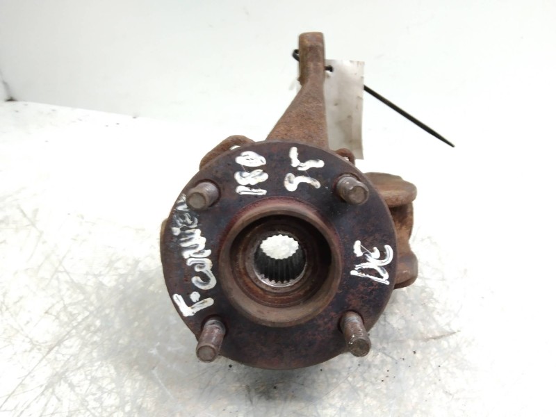 Recambio de mangueta delantera derecha para ford fiesta courier furg. referencia OEM IAM   