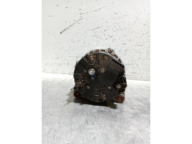 Recambio de alternador para volkswagen passat variant (365) advance bluemotion referencia OEM IAM 03L903024F 0125811027 