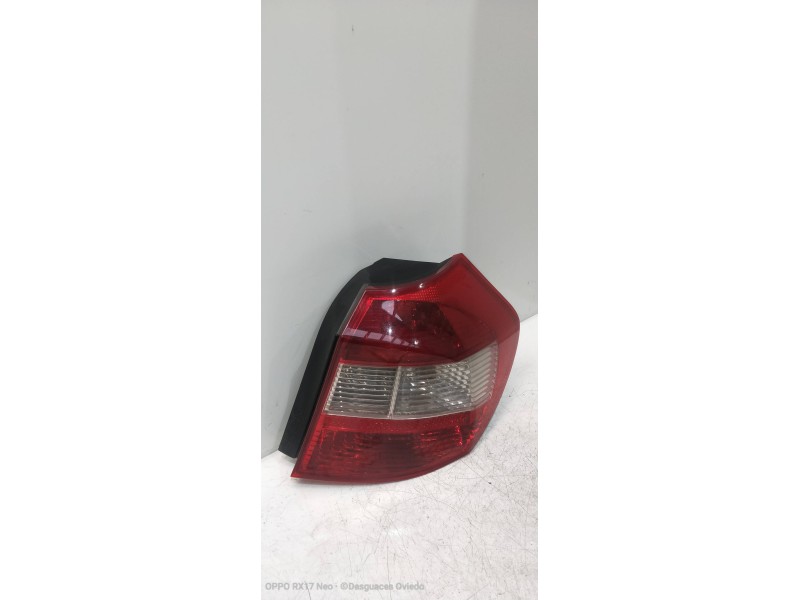 Recambio de piloto trasero derecho para bmw serie 1 berlina (e81/e87) 118d referencia OEM IAM 692450211  