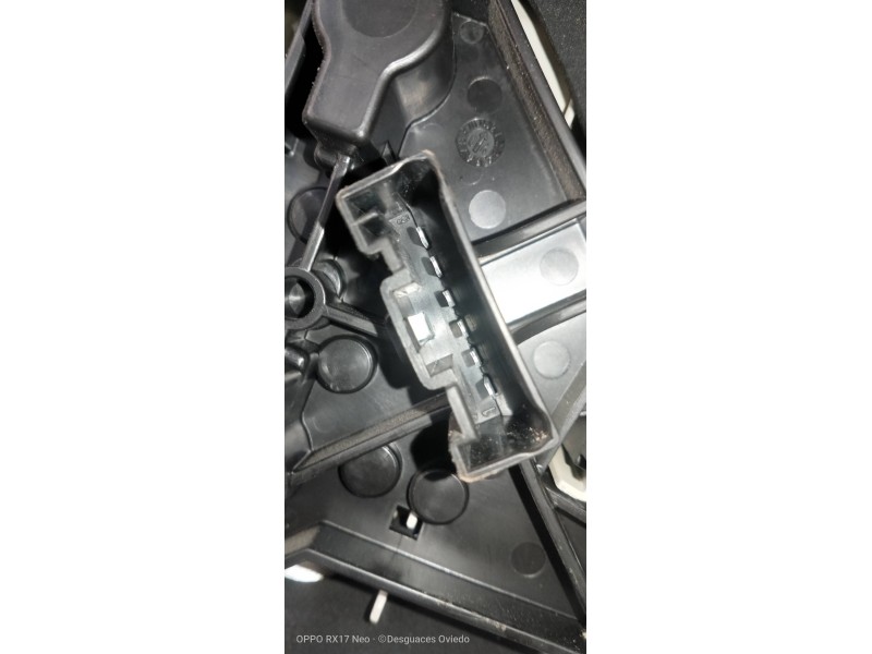 Recambio de piloto trasero derecho para bmw serie 1 berlina (e81/e87) 118d referencia OEM IAM 692450211  