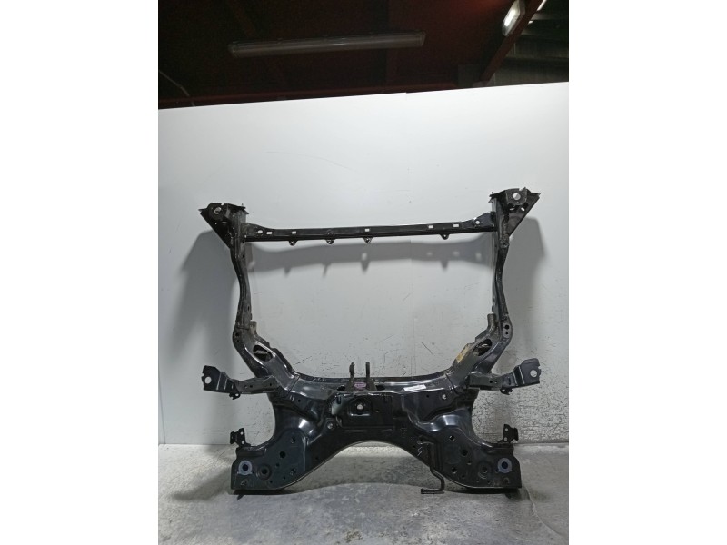Recambio de puente delantero para mazda 3 berlina (bp) evolution referencia OEM IAM   LA CUNA