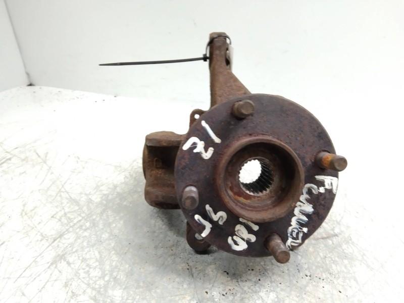 Recambio de mangueta delantera izquierda para ford fiesta courier furg. referencia OEM IAM   