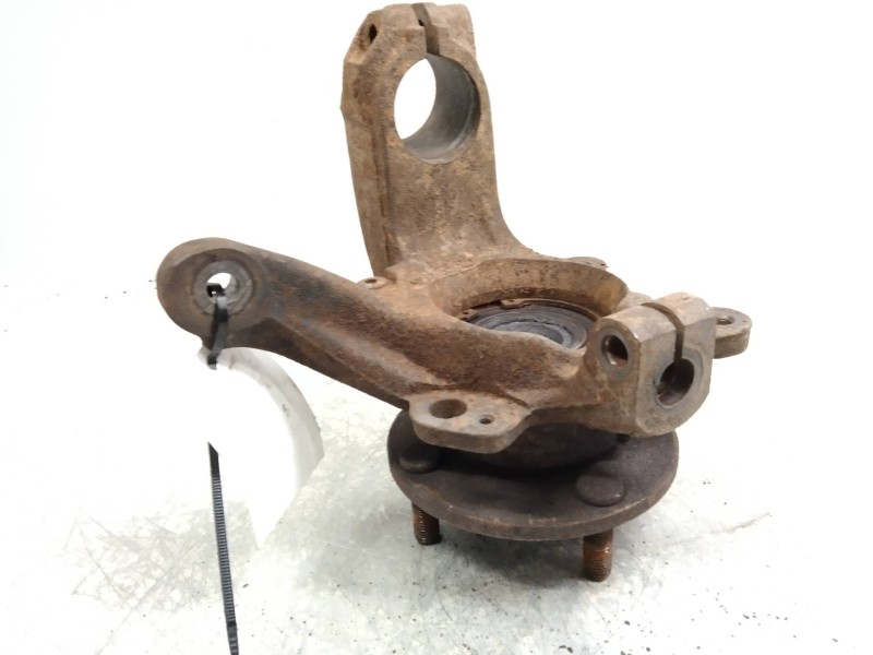 Recambio de mangueta delantera izquierda para ford fiesta courier furg. referencia OEM IAM   