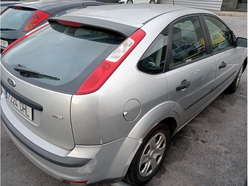 ford focus berlina (cap) del año 2005