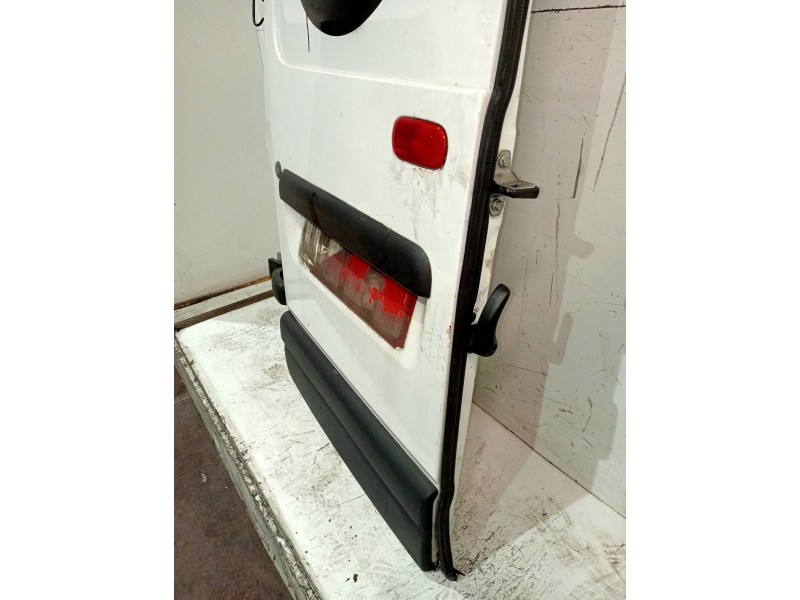 Recambio de puerta trasera izquierda para opel movano (2004 =>) furgón largo techo sobreelevado l3h3 3.5t referencia OEM IAM   