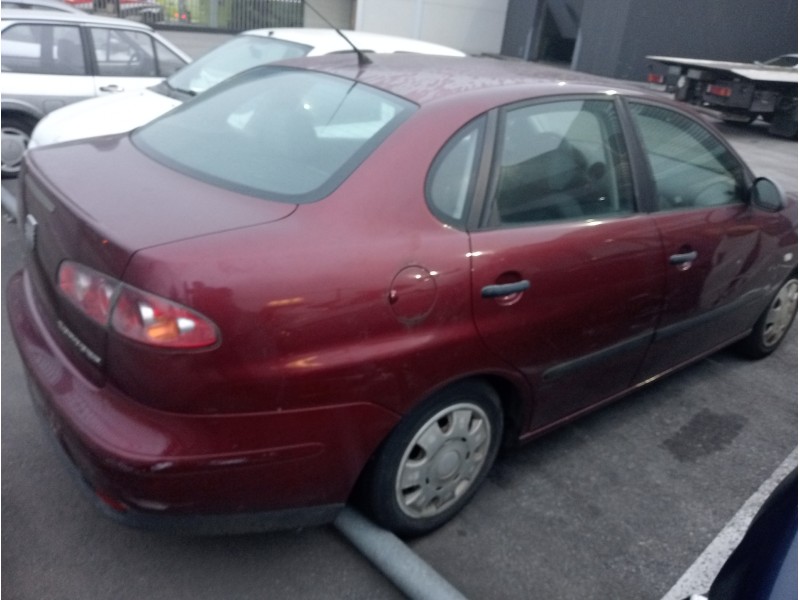 seat cordoba berlina (6l2) del año 2003