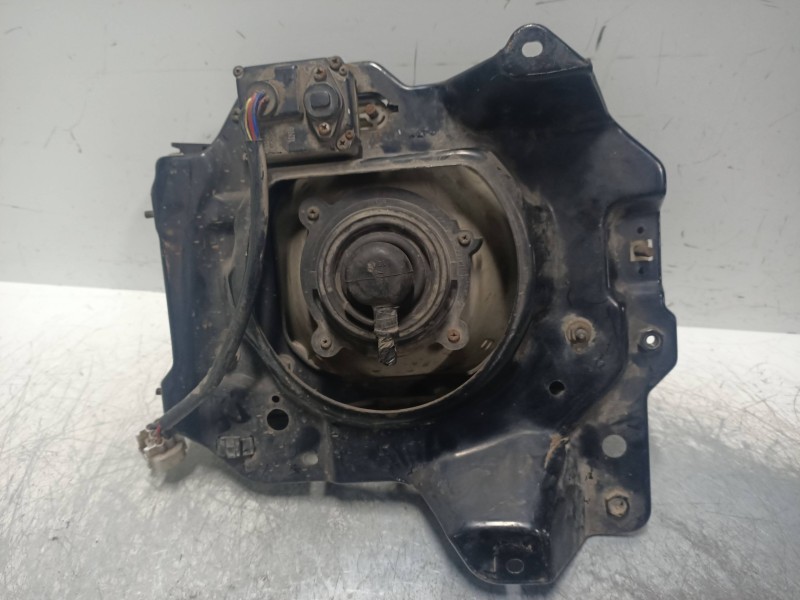 Recambio de faro izquierdo para isuzu trooper 3.0 dti cat referencia OEM IAM   