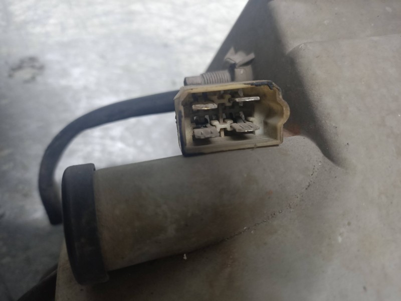 Recambio de faro derecho para iveco daily caja cerrada (1989 =>) 30-8 caja cerrada referencia OEM IAM   