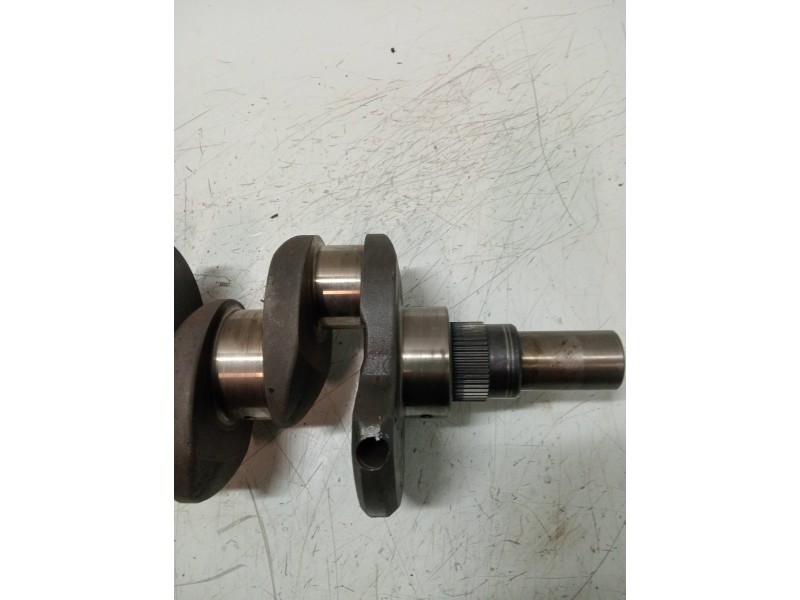 Recambio de cigueñal para mitsubishi galloper (hyundai) 2.5 tdi exceed confort (3-ptas.) referencia OEM IAM 204172272   Recambio de cigueñal para mitsubishi galloper (hyundai) 2.5 tdi exceed confort (3-ptas.) referencia OEM IAM 204172272