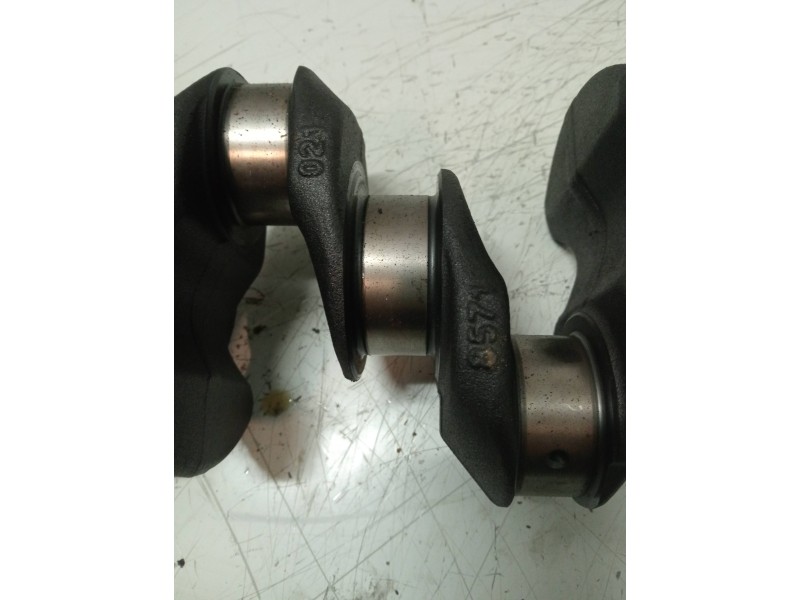 Recambio de cigueñal para bmw serie 5 lim. (f10) 520d referencia OEM IAM 0218571  