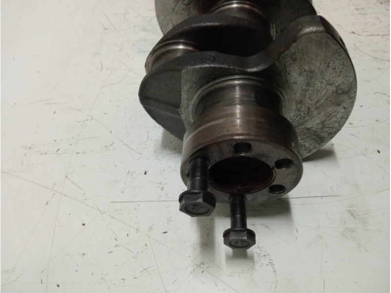 Recambio de cigueñal para mitsubishi galloper (hyundai) 2.5 tdi exceed confort (3-ptas.) referencia OEM IAM 111ABE3JB   Recambio de cigueñal para mitsubishi galloper (hyundai) 2.5 tdi exceed confort (3-ptas.) referencia OEM IAM 111ABE3JB