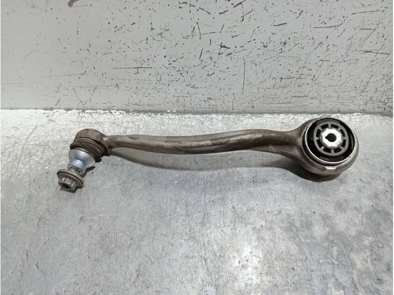 Recambio de brazo suspension inferior delantero derecho para mercedes clase c (w205) familiar c 220 t cdi bluetec (205.204) refe