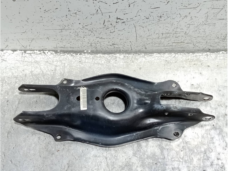 Recambio de brazo suspension inferior trasero derecho para mercedes clase c (w205) familiar c 220 t cdi bluetec (205.204) refere