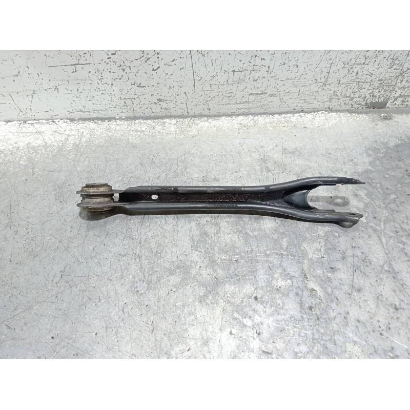Recambio de brazo suspension inferior trasero izquierdo para mercedes clase c (w205) familiar c 220 t cdi bluetec (205.204) refe