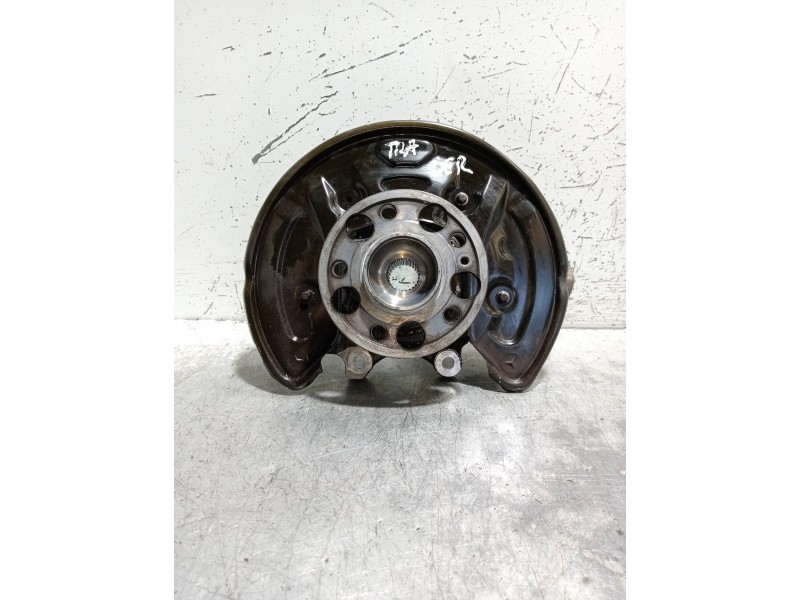 Recambio de mangueta trasera derecha para mercedes clase c (w205) familiar c 220 t cdi bluetec (205.204) referencia OEM IAM   