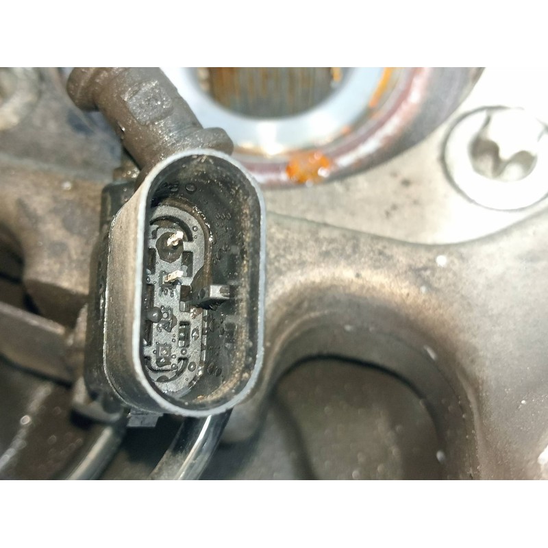 Recambio de mangueta trasera derecha para mercedes clase c (w205) familiar c 220 t cdi bluetec (205.204) referencia OEM IAM   