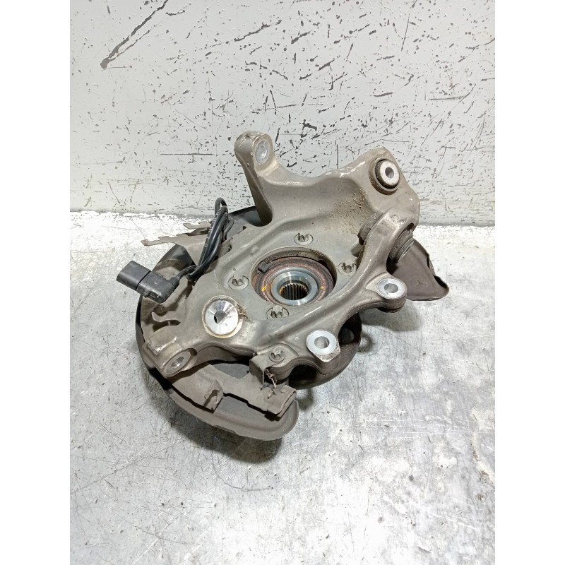 Recambio de mangueta trasera izquierda para mercedes clase c (w205) familiar c 220 t cdi bluetec (205.204) referencia OEM IAM   