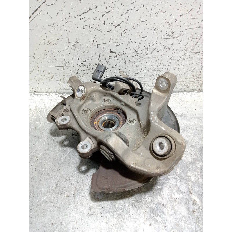 Recambio de mangueta trasera izquierda para mercedes clase c (w205) familiar c 220 t cdi bluetec (205.204) referencia OEM IAM   