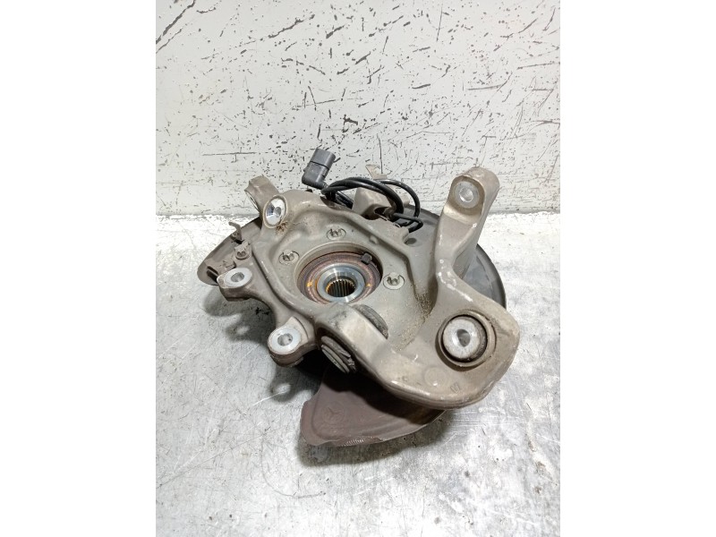 Recambio de mangueta trasera izquierda para mercedes clase c (w205) familiar c 220 t cdi bluetec (205.204) referencia OEM IAM   