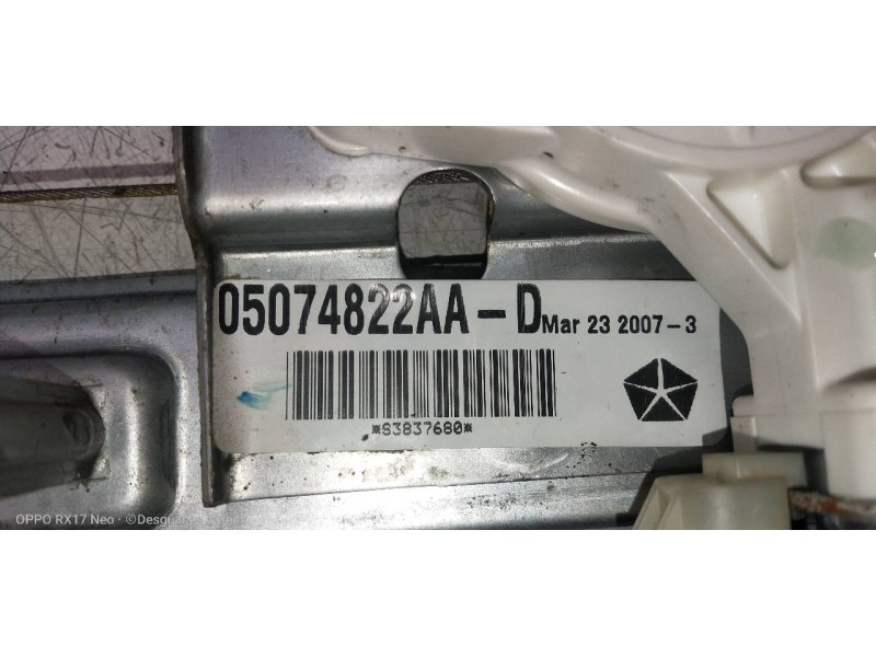 Recambio de elevalunas trasero derecho para jeep compass sport referencia OEM IAM 05074822AA  