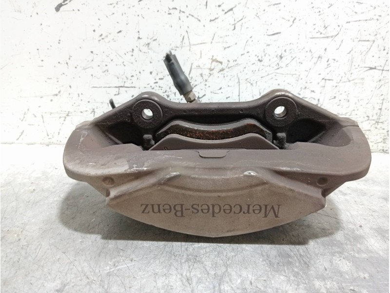 Recambio de pinza freno delantera derecha para mercedes clase c (w205) familiar c 220 t cdi bluetec (205.204) referencia OEM IAM