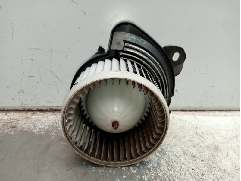 Recambio de motor calefaccion para fiat linea (110) dynamic referencia OEM IAM A43000800 704B0131106 