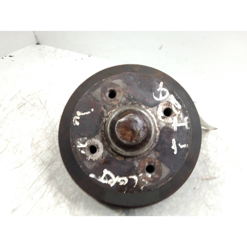 Recambio de mangueta trasera izquierda para ford escort berl./turn./cab./express 1.6 referencia OEM IAM   
