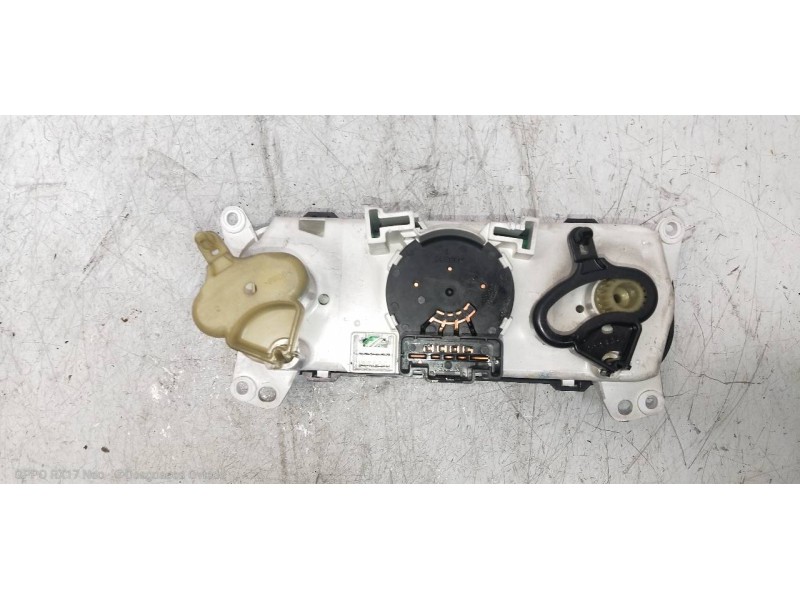 Recambio de mando calefaccion / aire acondicionado para jeep compass sport referencia OEM IAM P55111874AA  