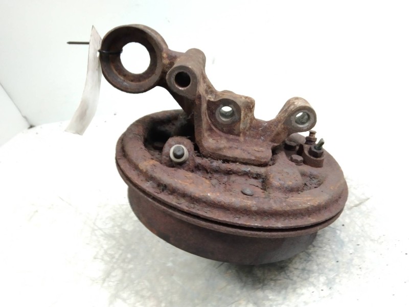 Recambio de mangueta trasera izquierda para ford escort berl./turn./cab./express 1.6 referencia OEM IAM   